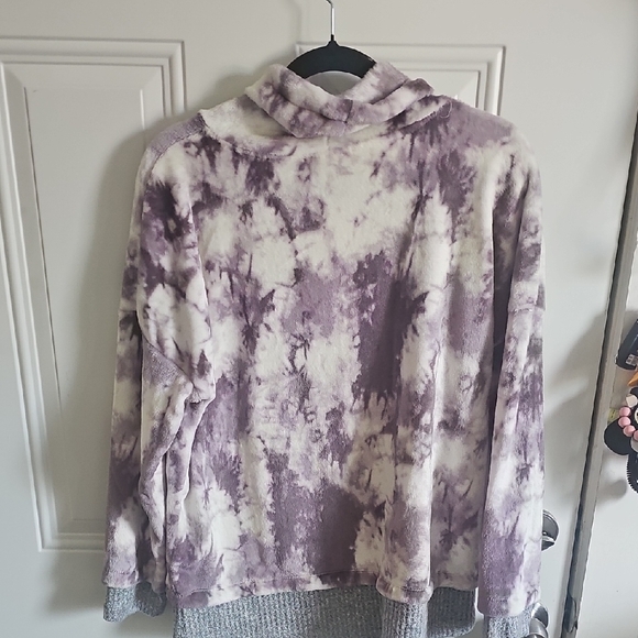 Como Vintage Purple and White Tie-Dye Cowl Neck Sweater - Picture 8 of 8